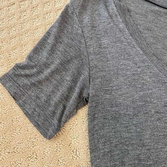 Top - Picture 2 of 4